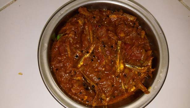 சூப்பரான நெத்திலி மீன் தொக்கு