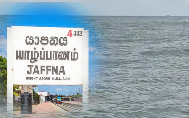 யாழ்ப்பாணம் கடற்கரையில் கரையொதுங்கியுள்ள திமிங்கிலத்தின் உடலம்!!!