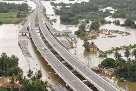 மநெடுஞ்சாலையில் சைக்கிளில் பயணித்தவருக்கு நேர்ந்த கதி