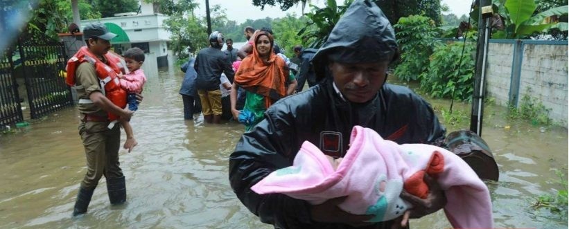 கேரளா வெள்ளத்தை கிண்டலடித்த நபருக்கு இறுதியில் ஏற்பட்ட விபரீதம்