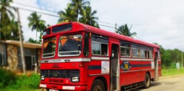 முகக்கவசம் அணிந்தோர் மட்டுமே பேருந்துகளில் பயணிக்க முடியும்...!!