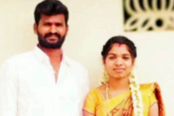 காதலனுக்காக தூங்கிக் கொண்டிருந்த கணவனை துடி துடிக்க கொலை செய்த மனைவி..!!