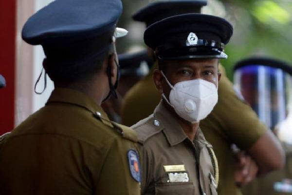 சட்டவிரோதமாக தொல்பொருள் அகழ்வில் ஈடுபட்ட மூவர் கைது