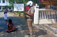 வேலணை பிரதேச சபையில் மழையில் நனைந்தபடி பெண் ஆர்ப்பாட்டம்; நடந்தது என்ன?